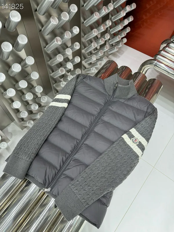 Moncler sz1-5 26yr196 (11)
